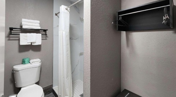 Motel 6-Galveston, TX image 22