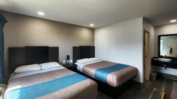 Motel 6-Galveston, TX Main image